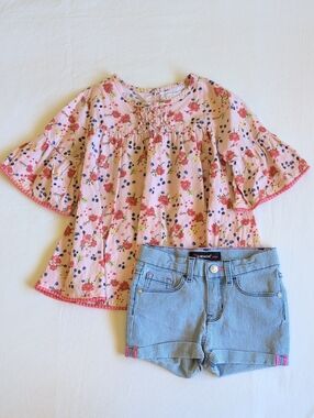 BCBG Girls 4T Viscose Flowy Top & Jordache Pinstripe Denim Shorts Duo